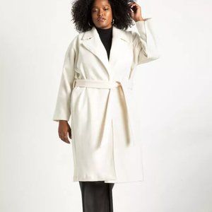 Size 22/24 Eloquii Relaxed Robe Coat